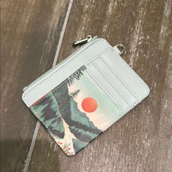 Sleek mint green Card Holder with ID Window - Picture 1 of 5